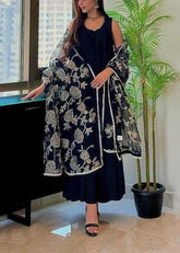 Grace Z-(W502) - Stitched Embroidered 3pc marina dress with Embroidered Organza Dupatta.